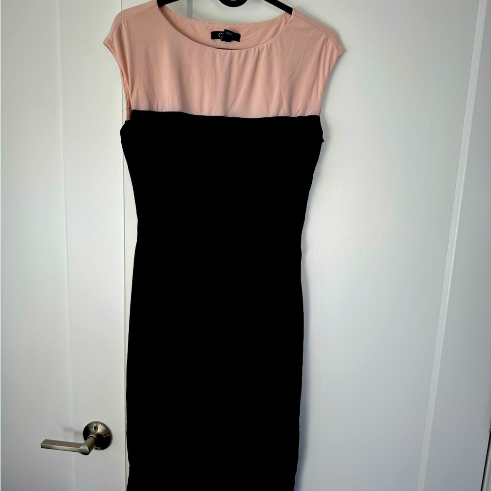 Chaps midi dress two color black and peach/pink gathered on one side size small